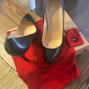 Christian Louboutin Size 39.5(9.5) worn 5 times great condition